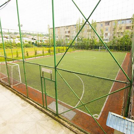 Hostel Esal Ош Екстериор снимка