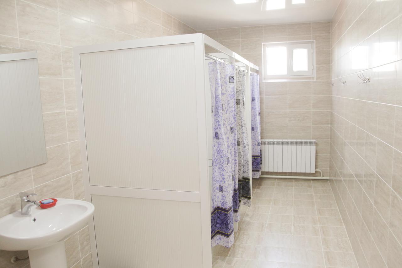 Hostel Esal Ош Екстериор снимка