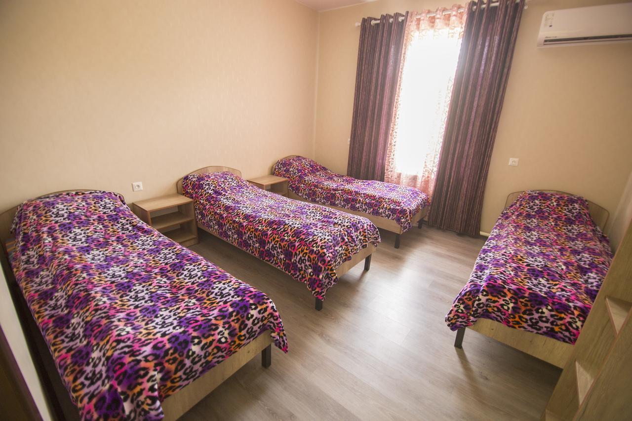 Hostel Esal Ош Екстериор снимка